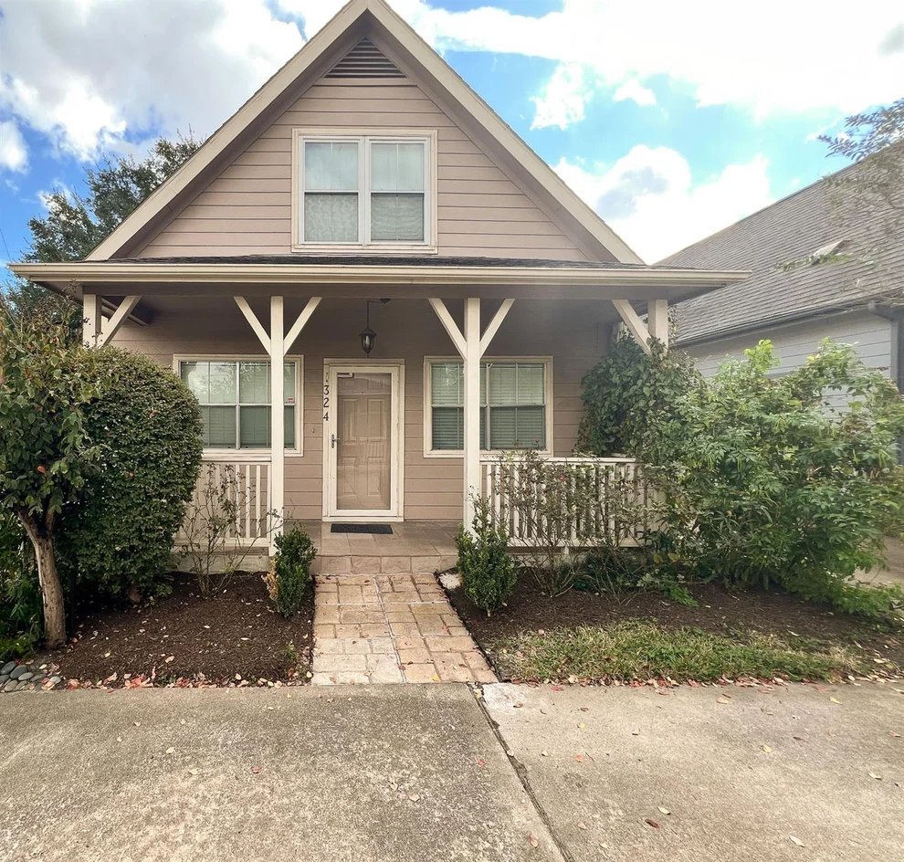 Unit for sale at 1324 Dennis Street, Houston, TX 77004
