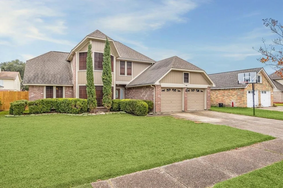 Unit for sale at 705 Bayou Vista Drive, Deer Park, TX 77536