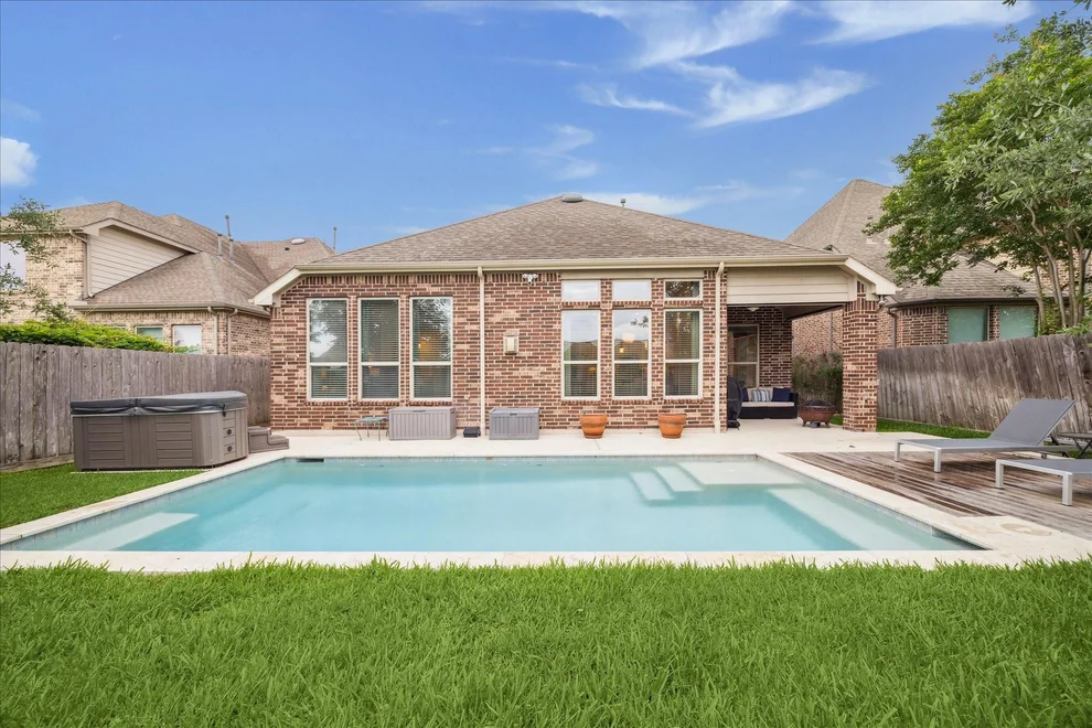 Unit for sale at 10910 Sarah Bluff Lane, Cypress, TX 77433