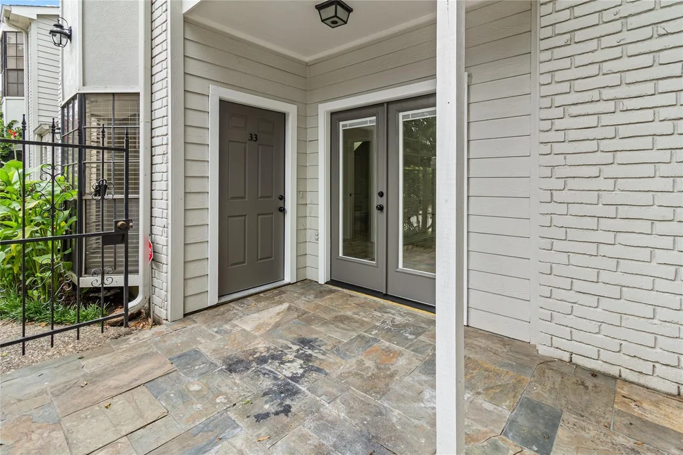 Unit for sale at 1911 Bering Drive, Houston, TX 77057
