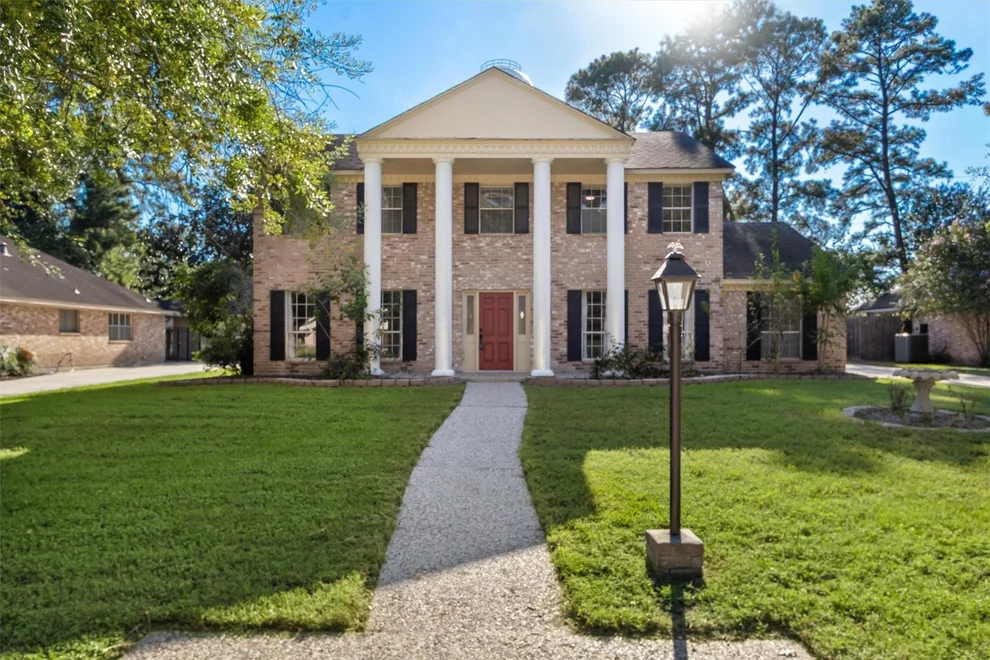 Unit for sale at 13611 Charwell Crossing Lane, Houston, TX 77069