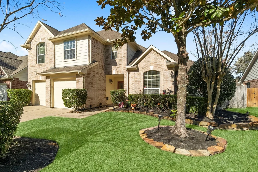Unit for sale at 22 Ryanwyck Place, The Woodlands, TX 77384