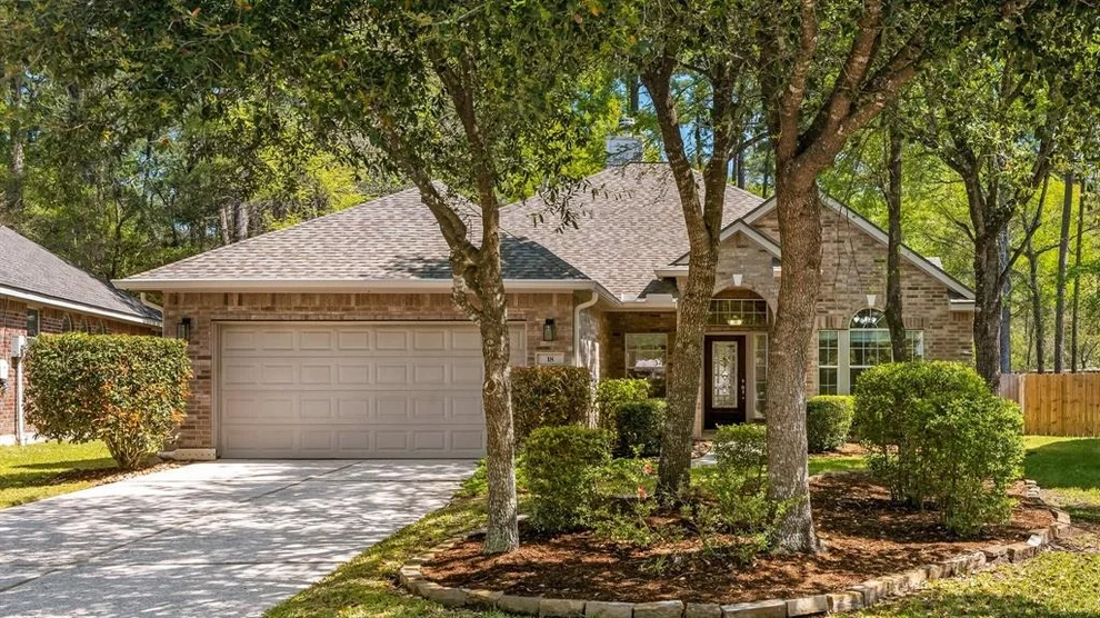 Unit for sale at 18 Colewood Court, The Woodlands, TX 77382