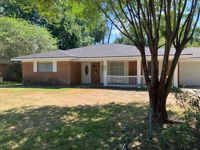 Unit for sale at 407 Wilson Road, Conroe, TX 77301