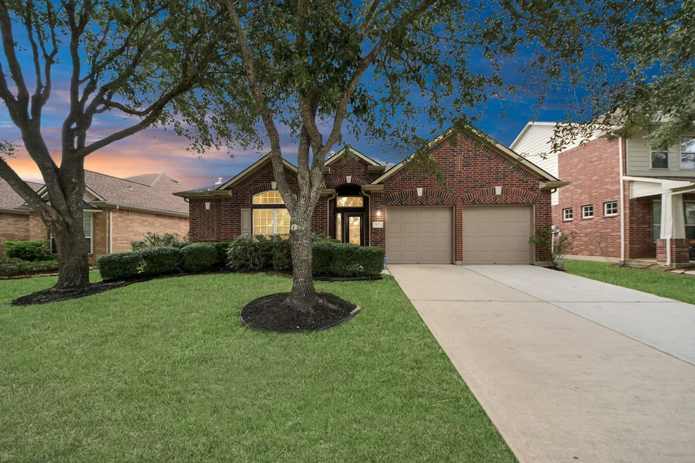 Unit for sale at 9427 Thurber Ridge Drive, Spring, TX 77379