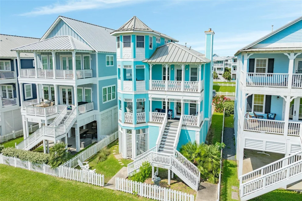 Unit for sale at 3819 Conch, Galveston, TX 77554