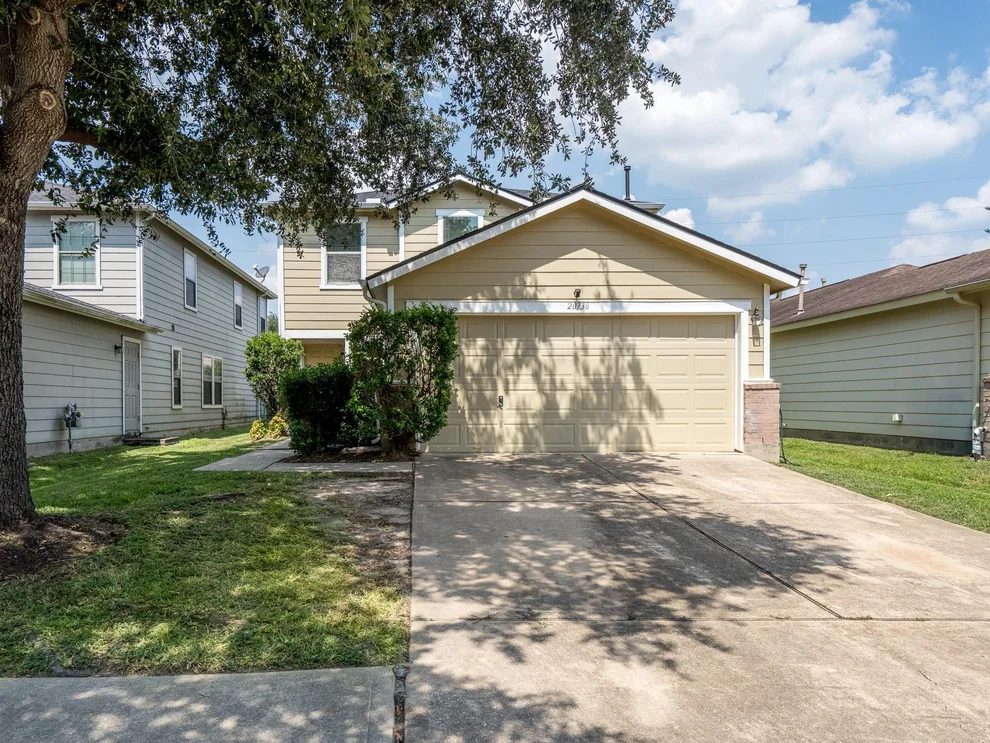 Unit for sale at 20738 Cypress Post Drive, Cypress, TX 77433