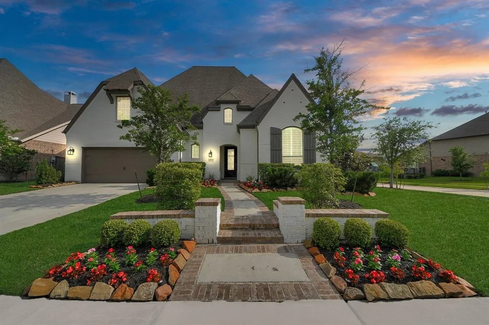 Unit for sale at 19315 Trinity River Drive, Cypress, TX 77433