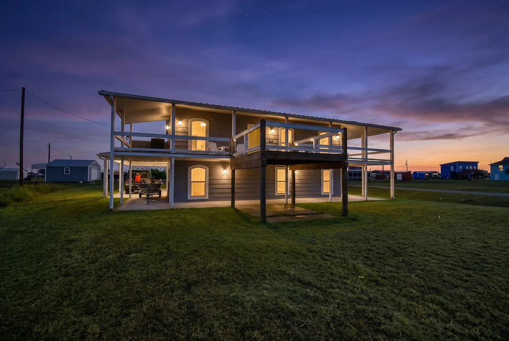 Unit for sale at 965 Porpoise Drive, Palacios, TX 77465