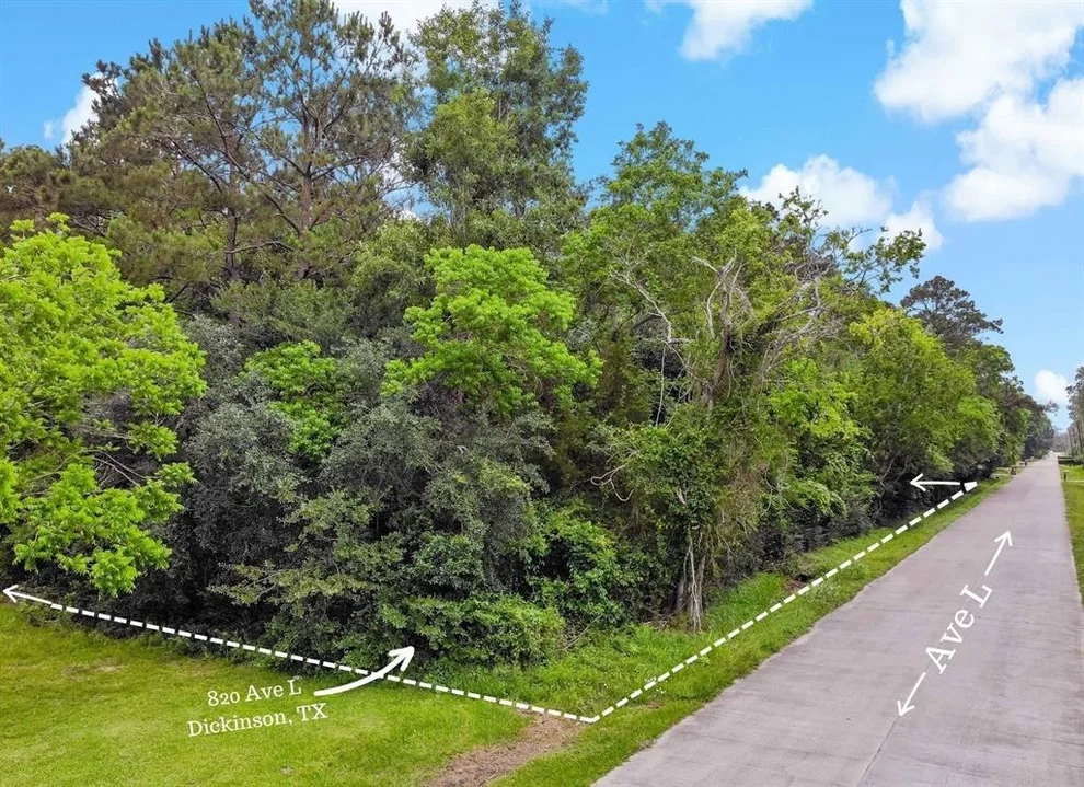 Unit for sale at 0000 Avenue L Avenue, Dickinson, TX 77539