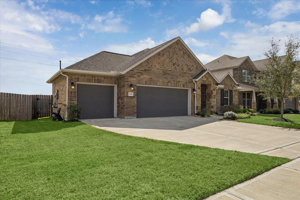 Unit for sale at 7330 Water Glen Lane, Manvel, TX 77578