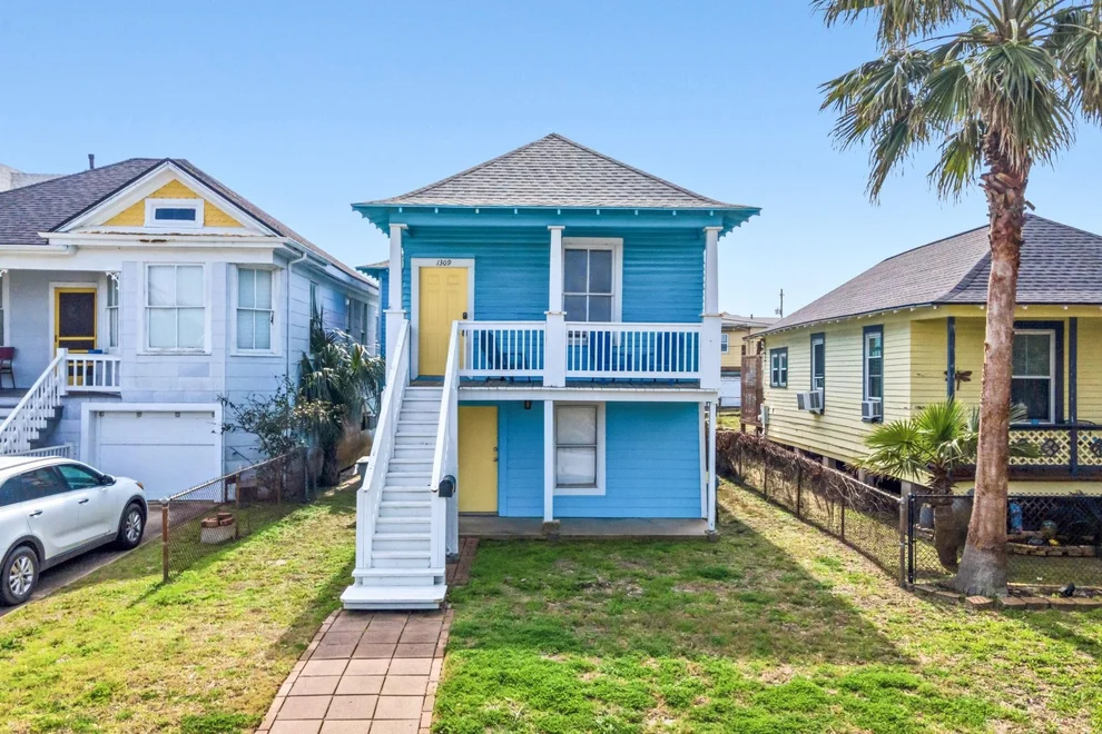 Unit for sale at 1309 Ursuline St, Galveston, TX 77550