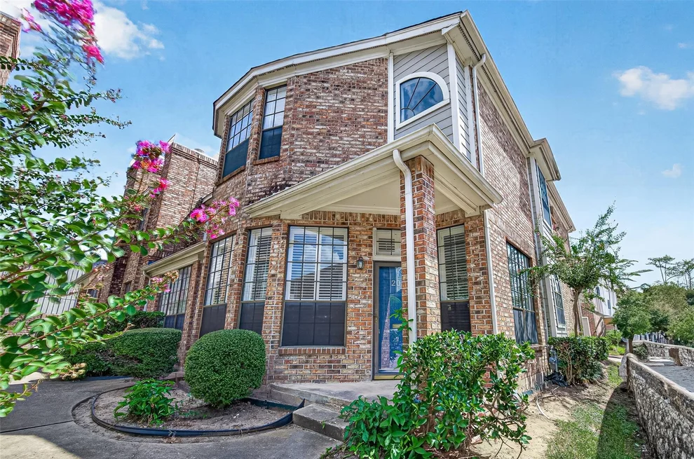 Unit for sale at 8888 Benning Drive, Houston, TX 77031