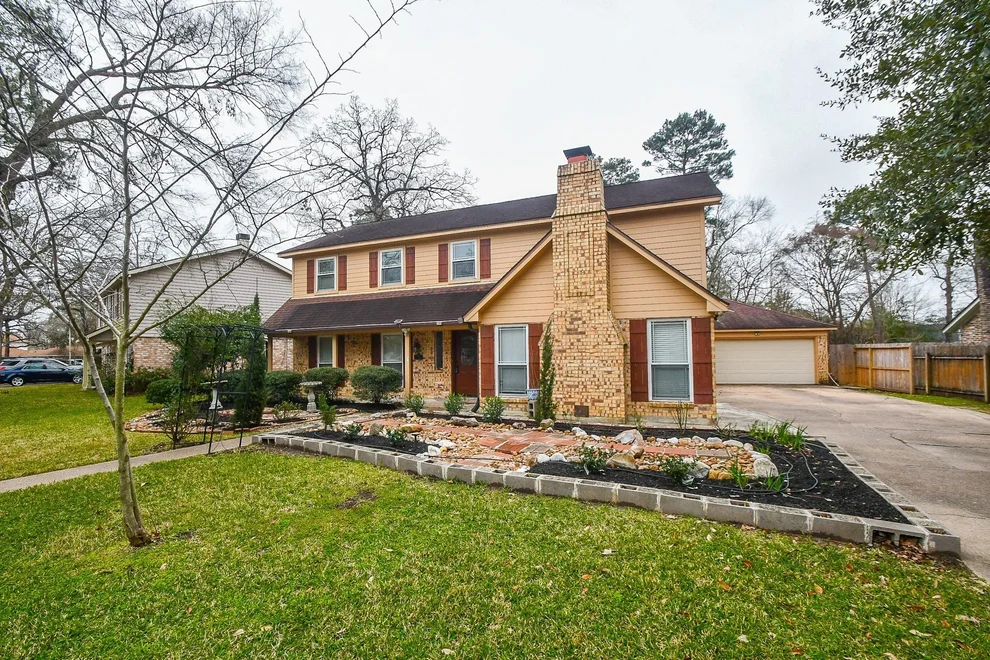 Unit for sale at 709 N Rivershire Drive, Conroe, TX 77304