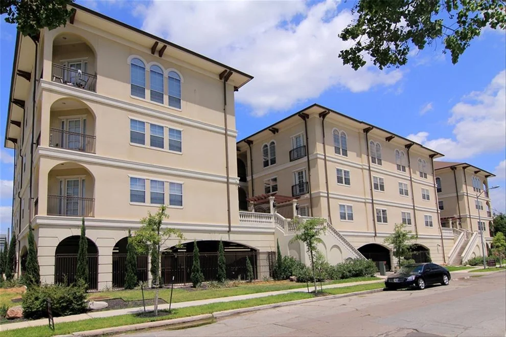 Unit for sale at 7134 Mapleridge, Houston, TX 77081