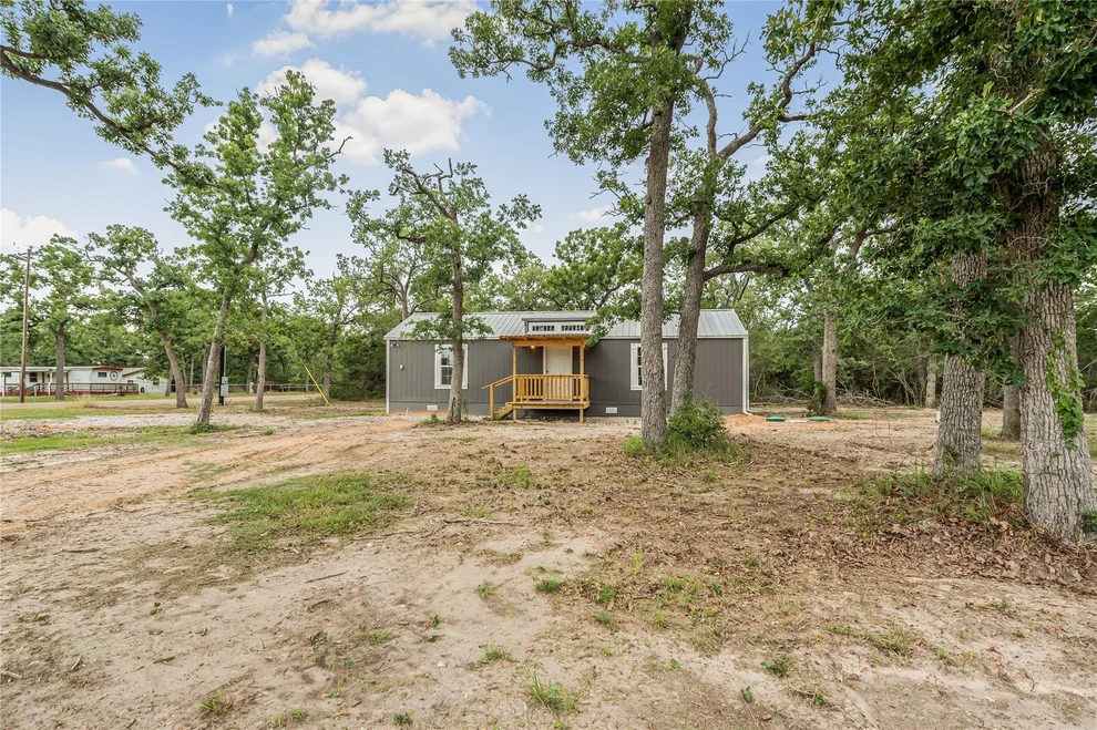 Unit for sale at 405 Wilderness Road, Somerville, TX 77879