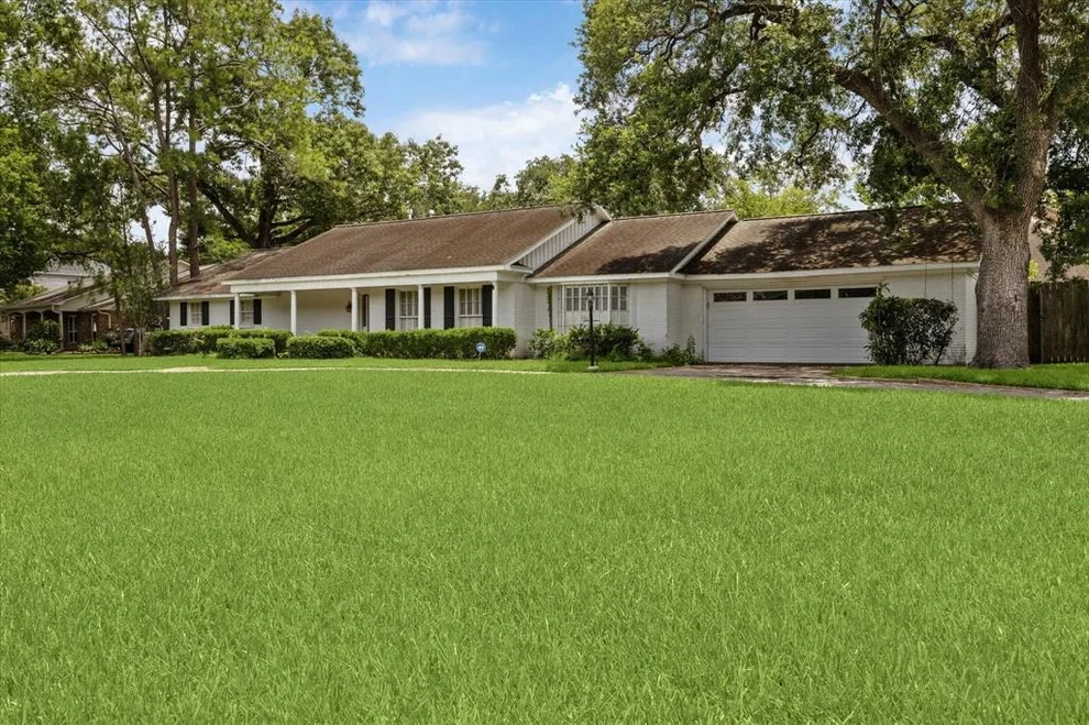 Unit for sale at 7525 Middlewood Street, Houston, TX 77063