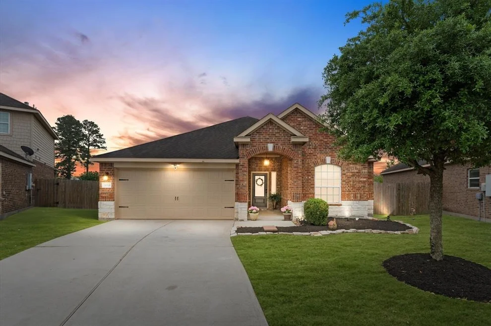 Unit for sale at 20318 Sir Penguin Drive, Hockley, TX 77447