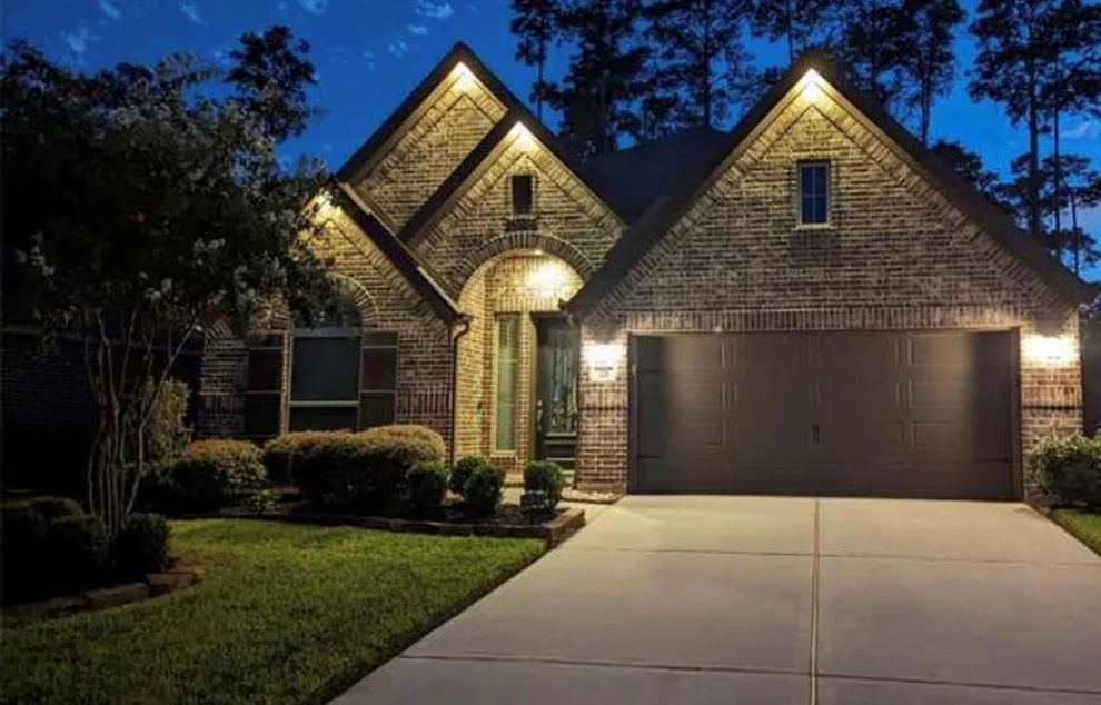 Unit for sale at 221 Red Petal Way, Conroe, TX 77304