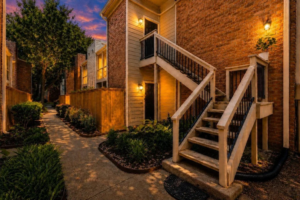 Unit for sale at 2001 Bering Drive, Houston, TX 77057
