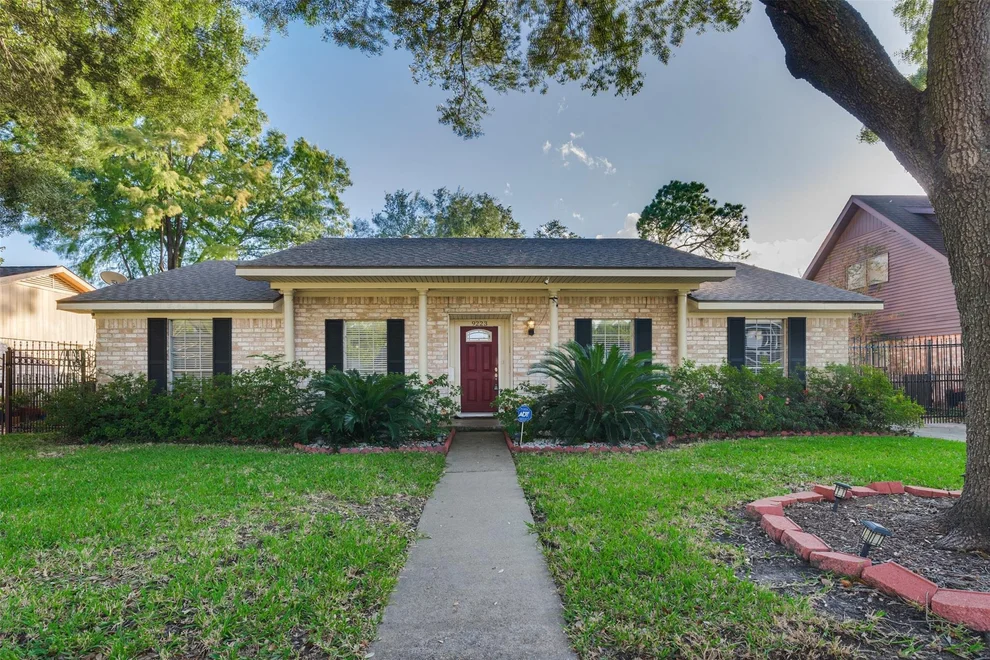 Unit for sale at 9223 Sandstone Street, Houston, TX 77036