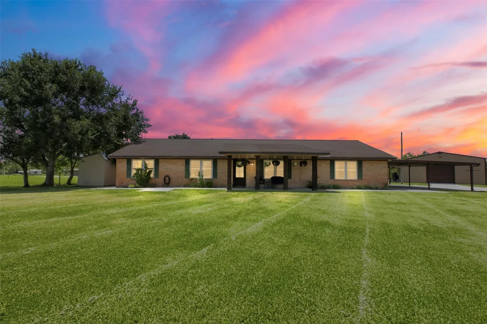 Unit for sale at 24532 County Road 332, Sweeny, TX 77480