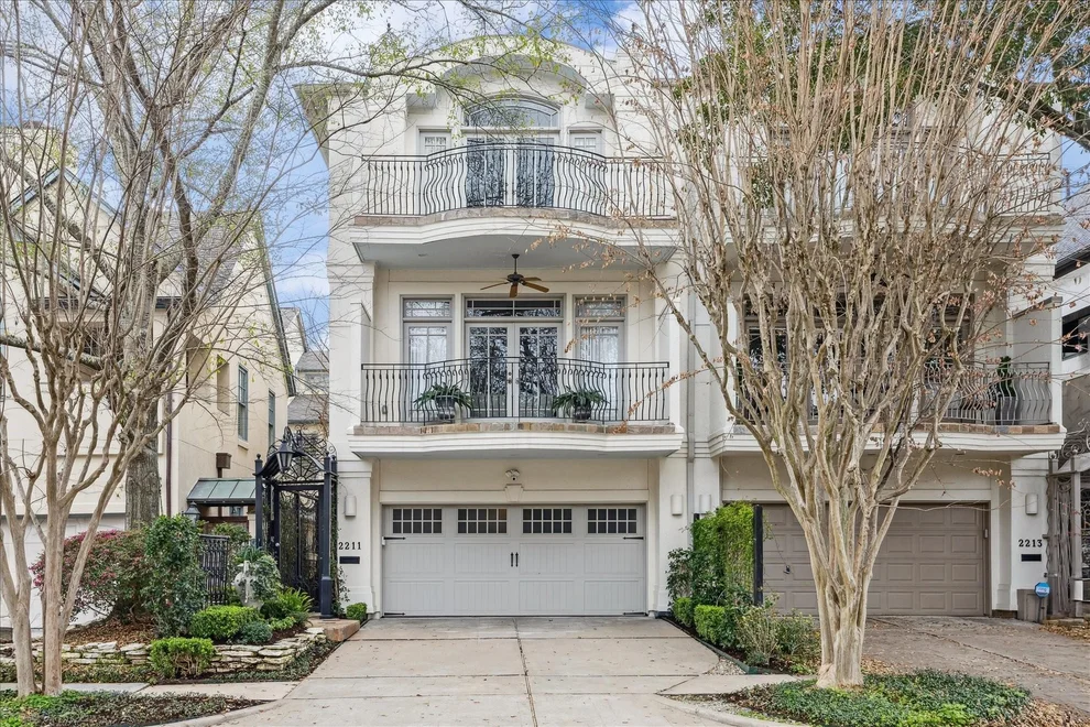 Unit for sale at 2211 Dunraven Lane, Houston, TX 77019