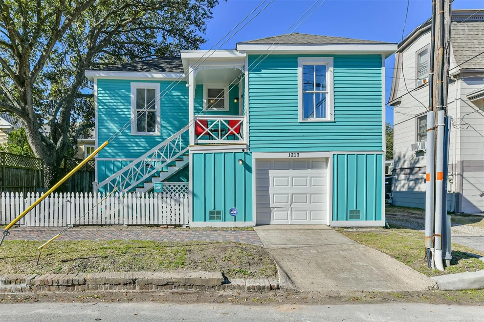 Unit for sale at 1213 18th Street, Galveston, TX 77550