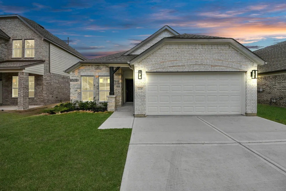 Unit for sale at 14623 Diamond Dove Lane, Houston, TX 77049