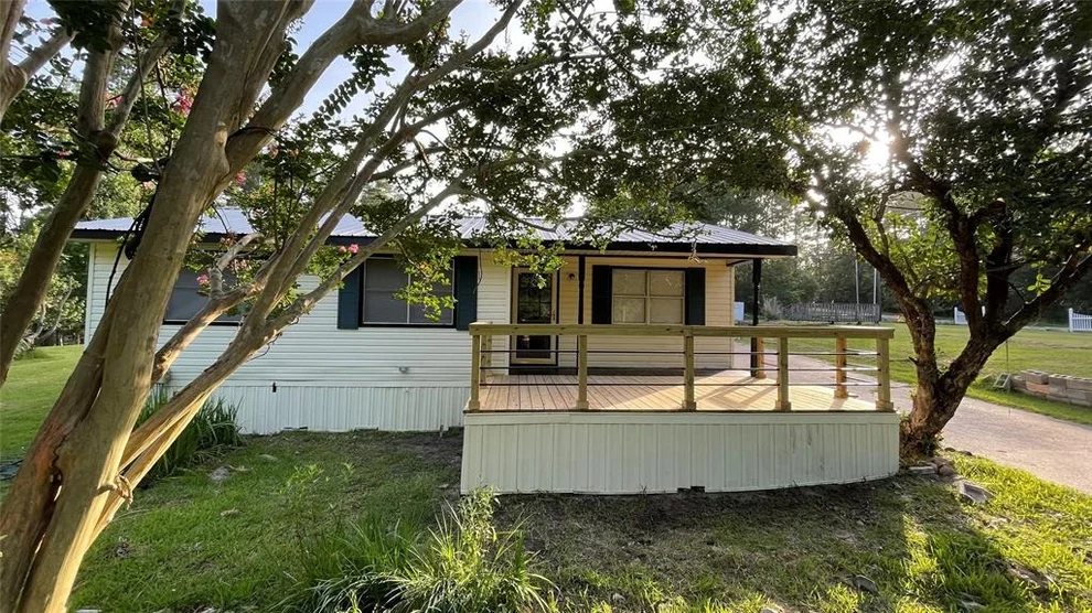 Unit for sale at 389 E Lumbermans Road, Onalaska, TX 77360