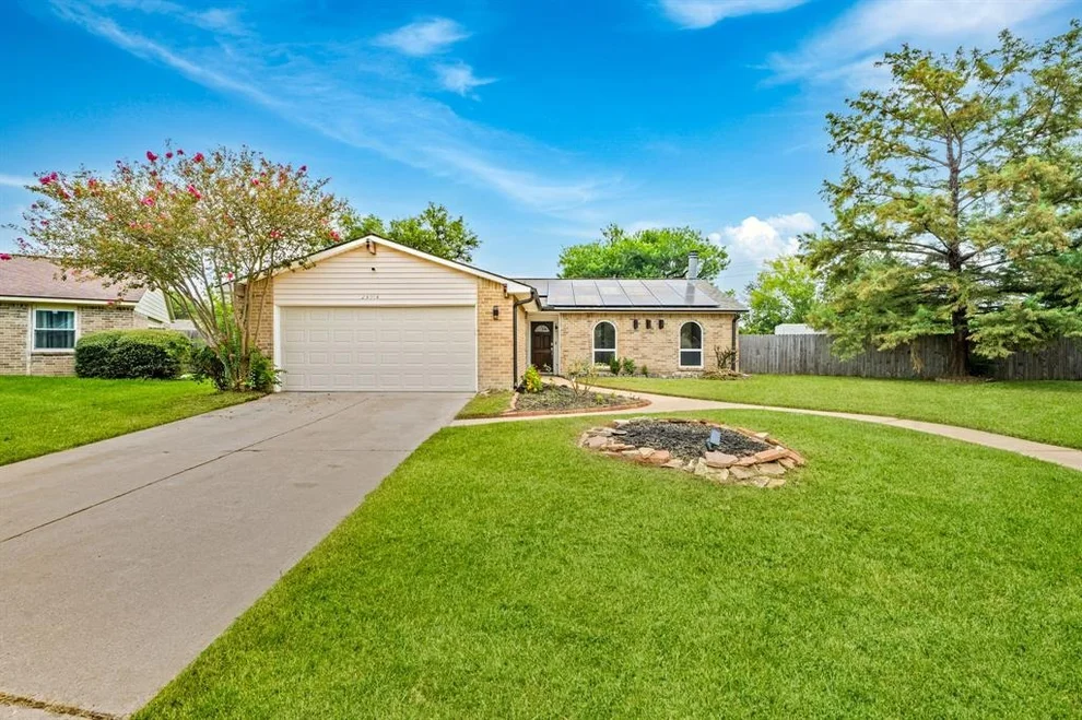 Unit for sale at 24014 Jumping Jay Lane, Hockley, TX 77447