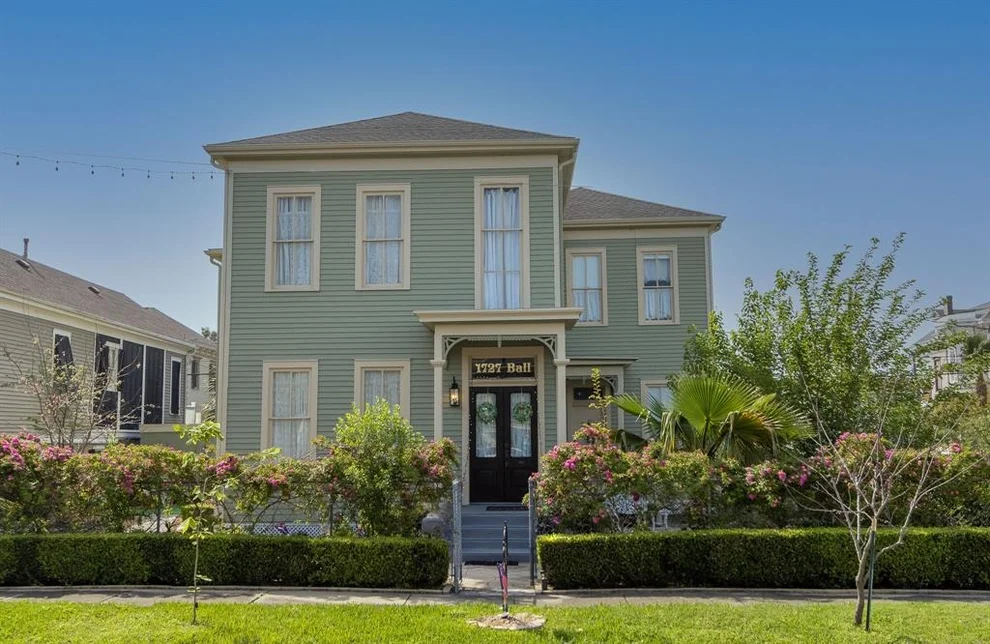 Unit for sale at 1727 Ball, Galveston, TX 77550
