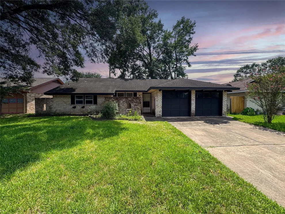 Unit for sale at 5122 Sandydale Lane, Houston, TX 77039