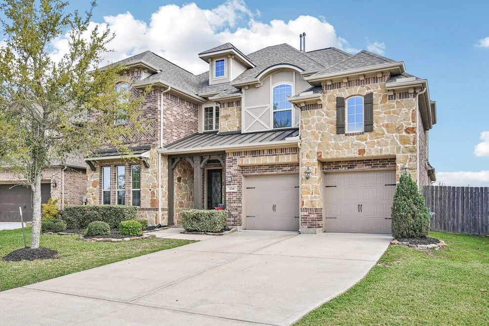 Unit for sale at 2341 Shallow Creek Lane, Friendswood, TX 77546