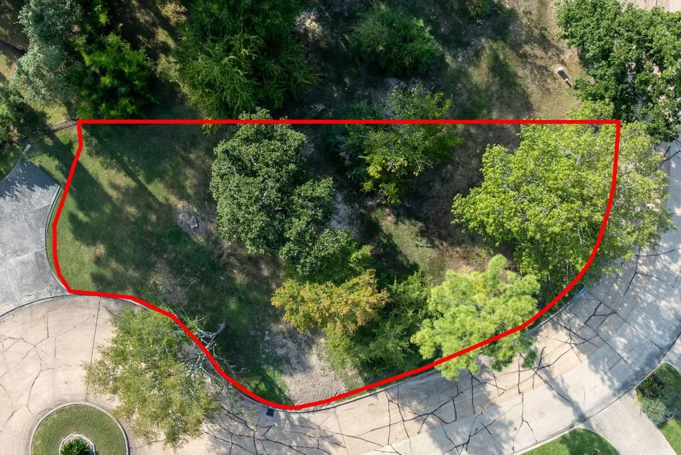 Unit for sale at 15 Stanford Court, Montgomery, TX 77356