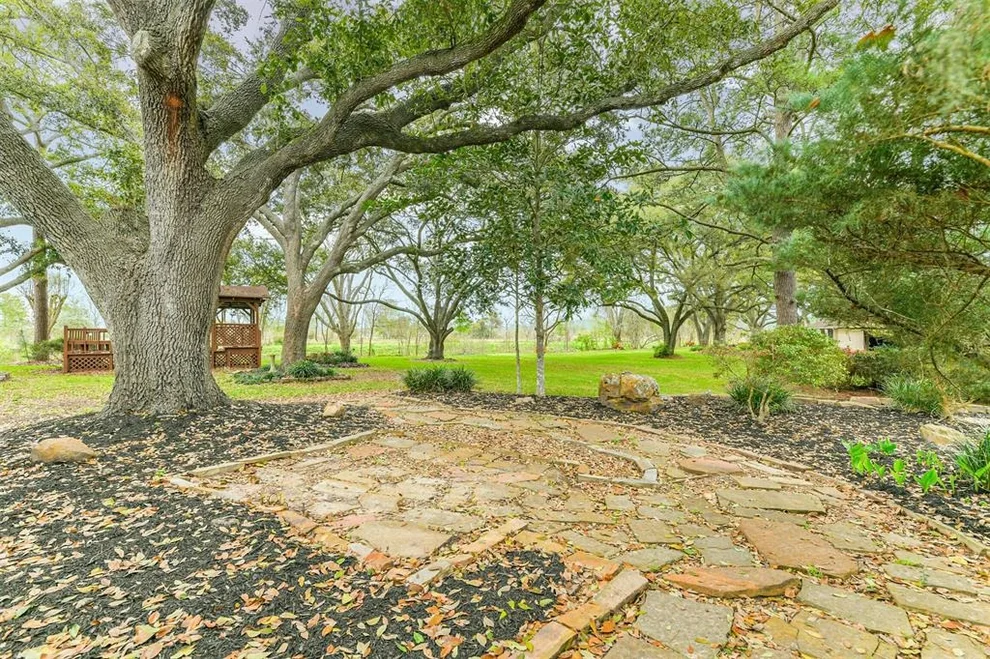 Unit for sale at 407 Karlis Drive, Alvin, TX 77511