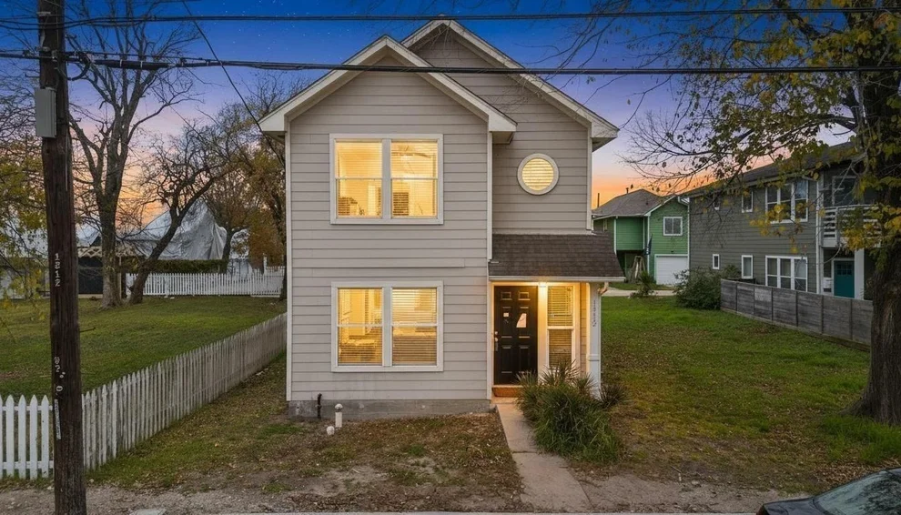 Unit for sale at 1312 Ruthven Street, Houston, TX 77019