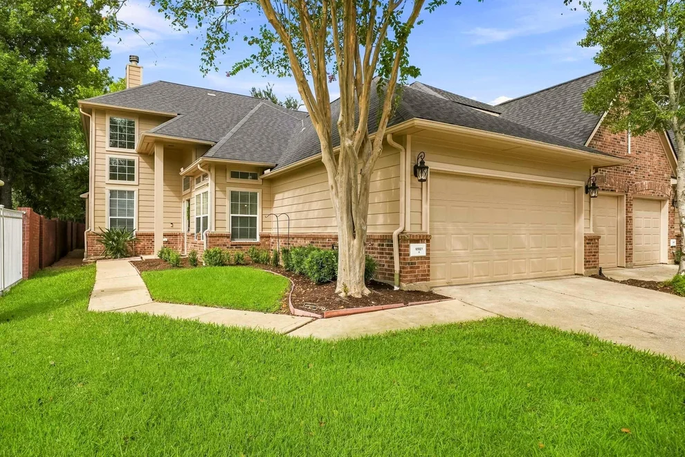 Unit for sale at 8903 Silent Willow Lane, Sugar Land, TX 77479