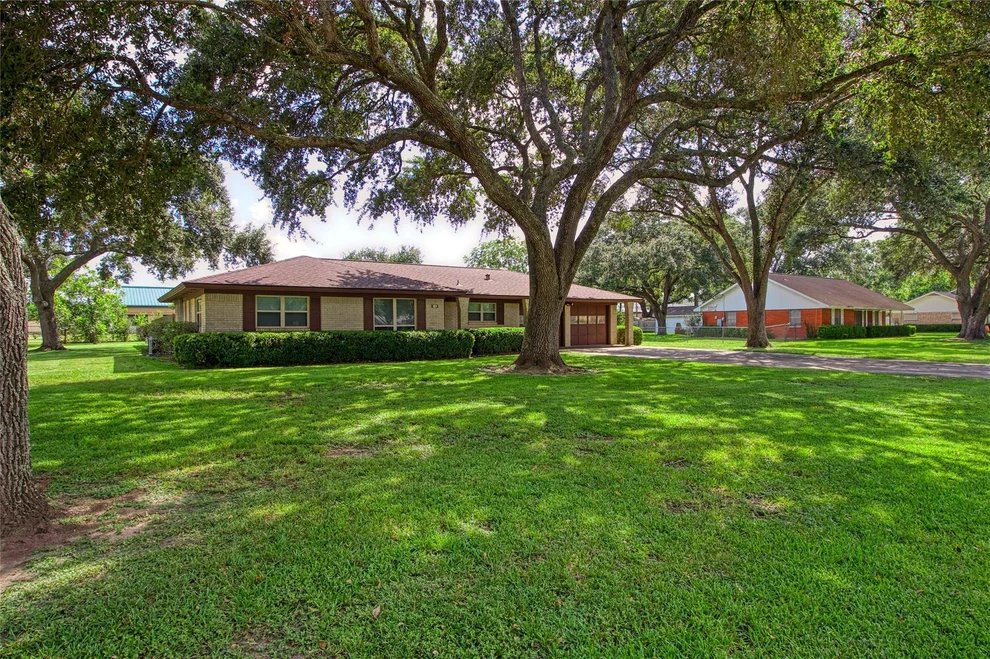 Unit for sale at 5824 Homestead Road, Rosenberg, TX 77471