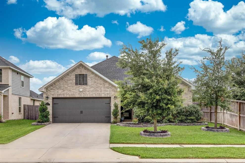 Unit for sale at 31402 Conover Drive, Fulshear, TX 77441
