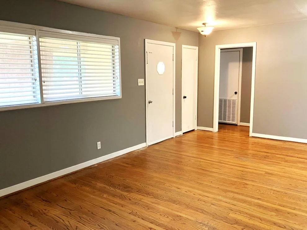 Unit for sale at 118 Poinsetta Street, Lake Jackson, TX 77566