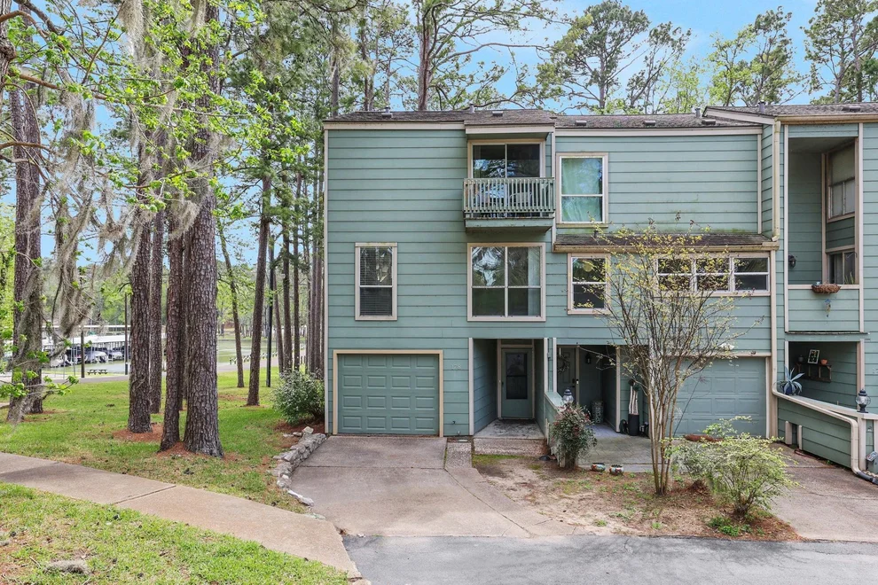 Unit for sale at 178 Villa Way, Coldspring, TX 77331