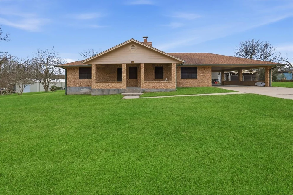 Unit for sale at 1001 Camilla Lake Road, Coldspring, TX 77331