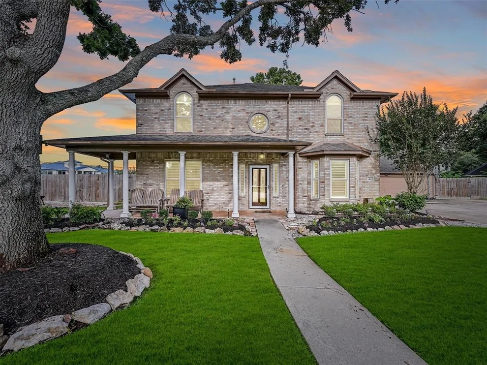 Unit for sale at 411 Golden Leaf Drive, Friendswood, TX 77546