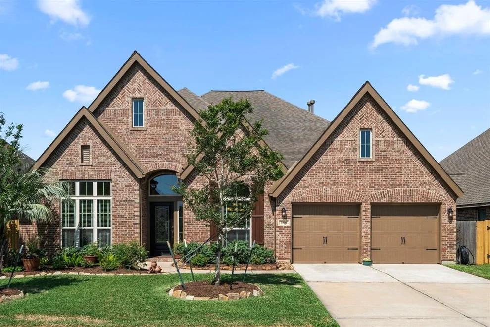 Unit for sale at 1966 Beacon Springs Court, Pearland, TX 77584