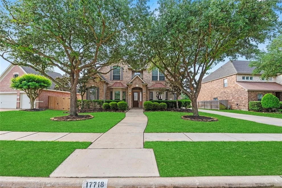 Unit for sale at 17718 W Copper Lakes Drive, Houston, TX 77095