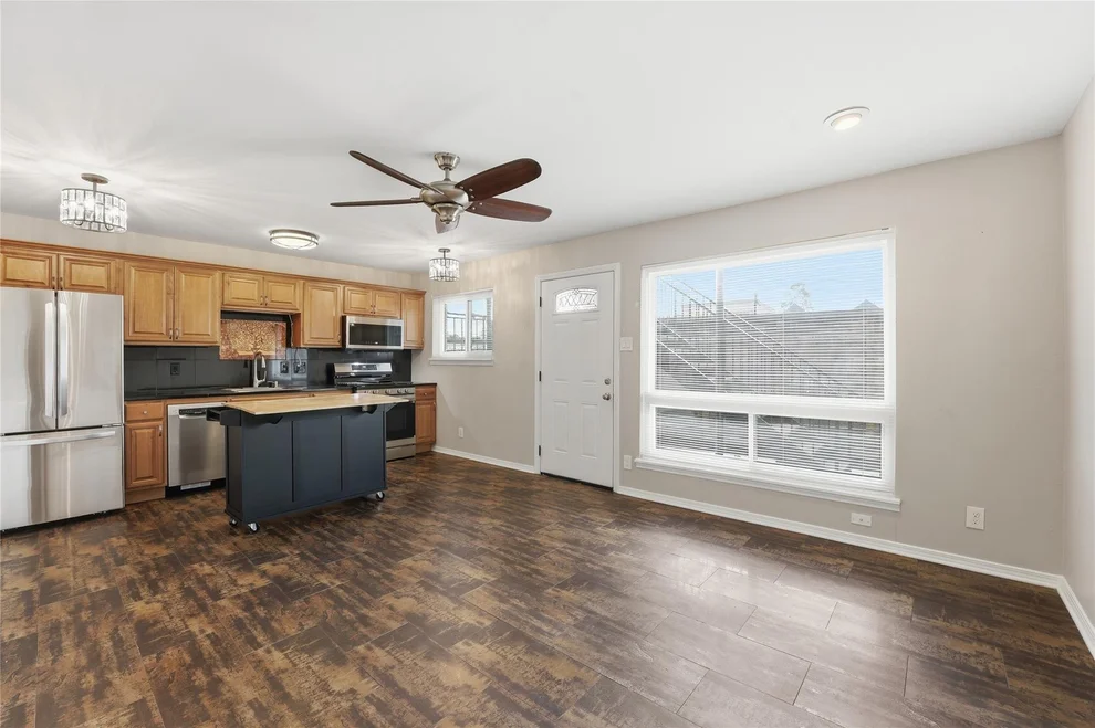 Unit for sale at 1529 Wirt Road, Houston, TX 77055