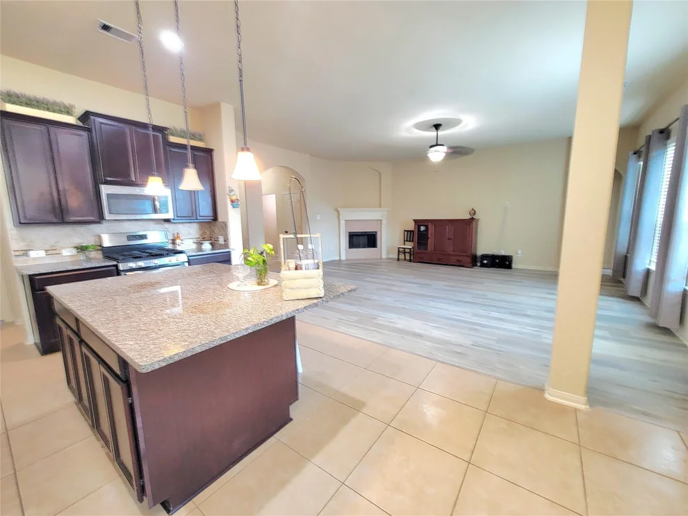 Unit for sale at 142 Round Lake Drive, Rosenberg, TX 77469