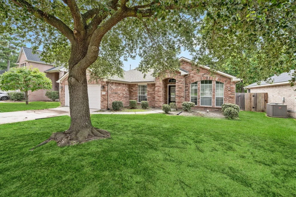 Unit for sale at 8327 Sports Haven Drive, Humble, TX 77346