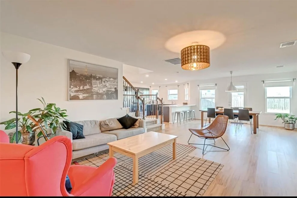 Unit for sale at 16330 Oakside Hollow Lane, Houston, TX 77084